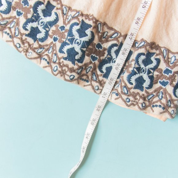 Anthropologie Korovilas Yulia Creamy Thick Knit Embroidered Mini Dress Sz 2P - Picture 8 of 11